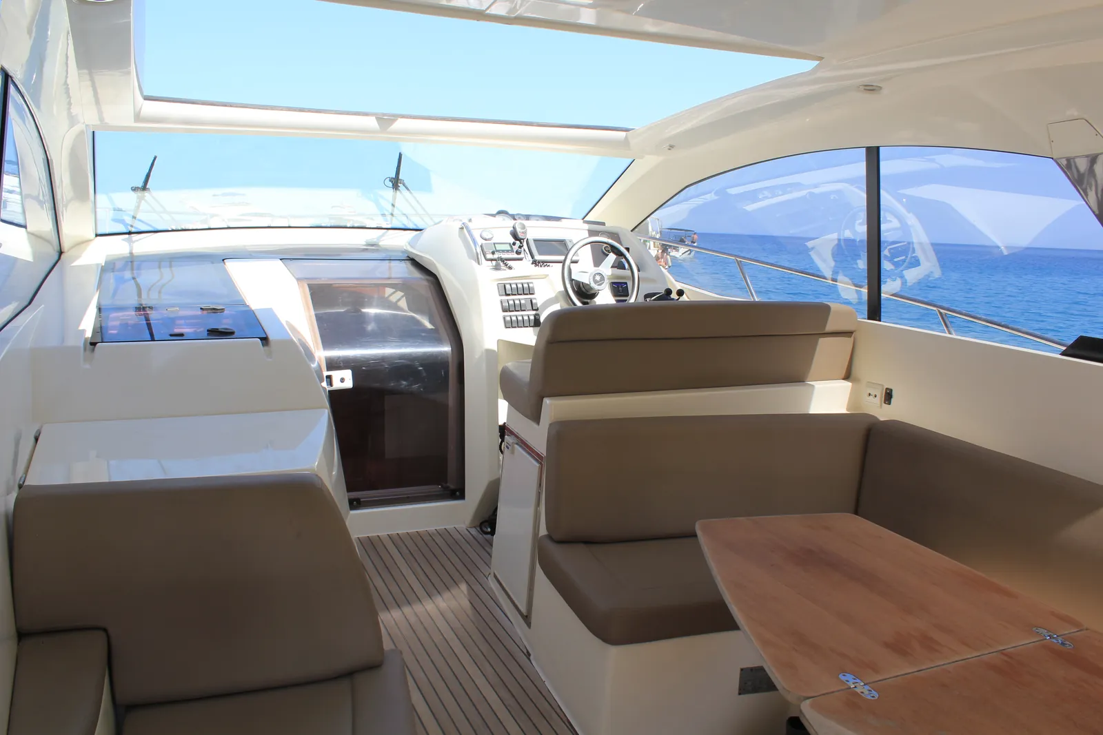 Jeanneau Leader 10